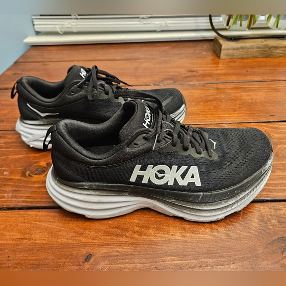 Hoka One One Bondi 8 shoes